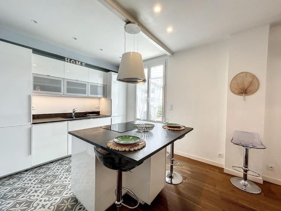 Appartement De Charme Erdizka Classe 3 Etoiles バイヨンヌ エクステリア 写真